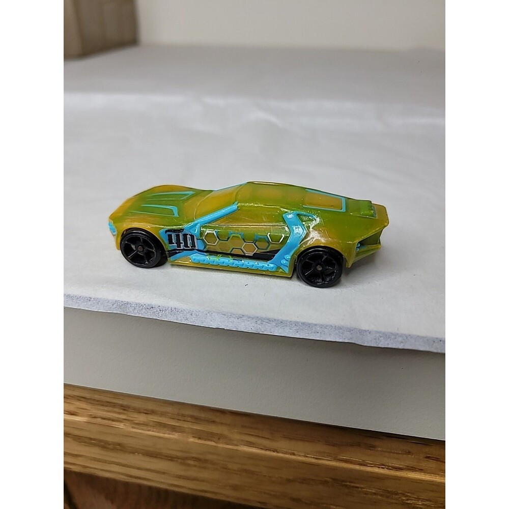 2014 Hot Wheels #171 Bullet Proof Yellow HW Race: X-Raycers 1:64 Car